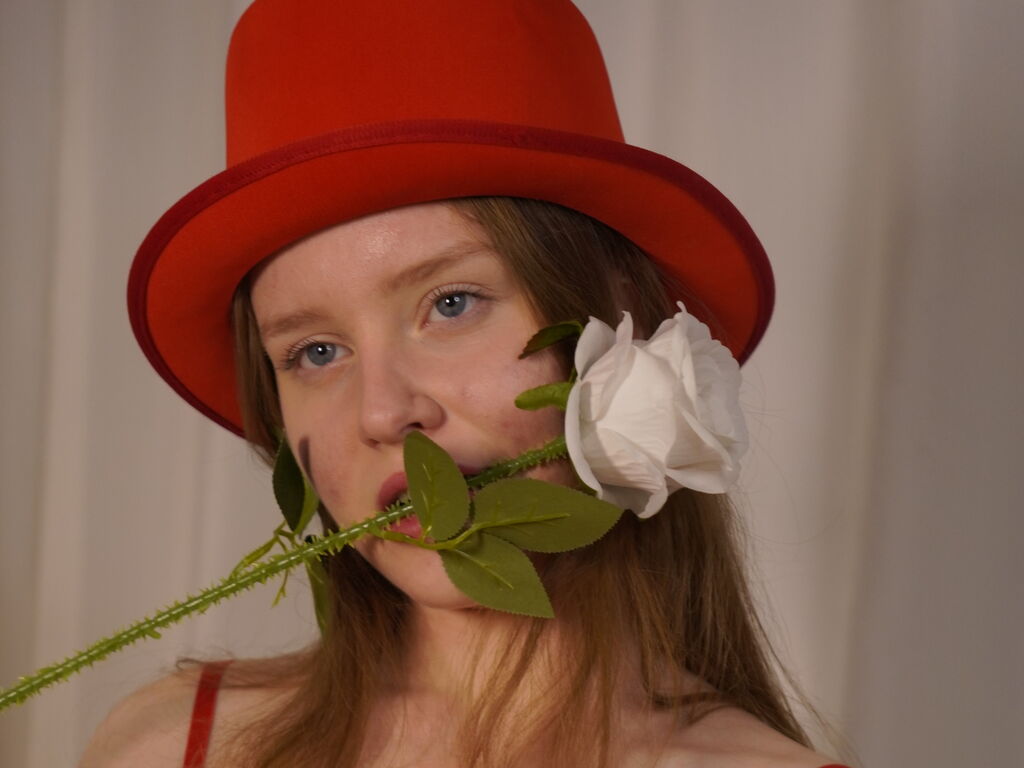 AmadaDelprete – webcam model profile photo