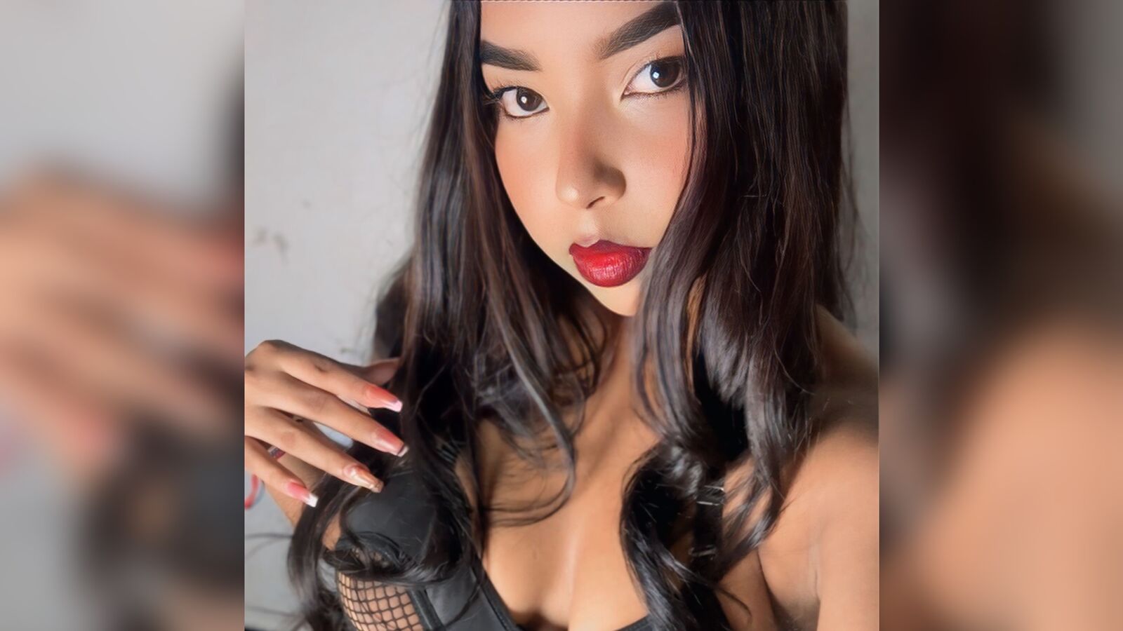 StefanyRouzy erotic portrait