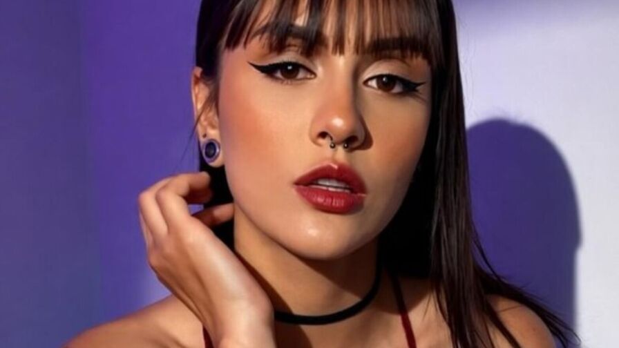 VIP Live Sex Chat with SabbValentine