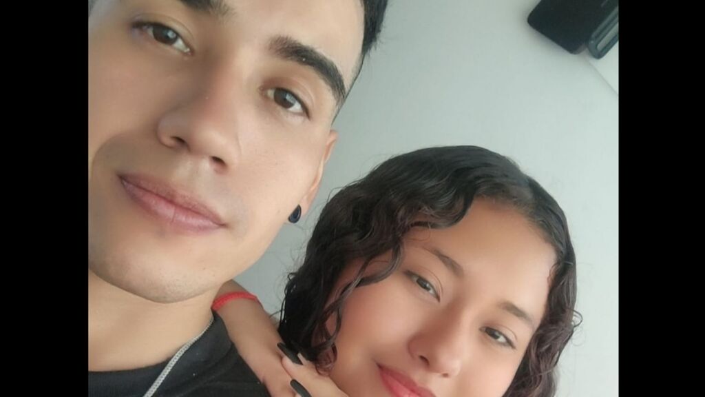 Watch  JessyAndKyam live on LiveJasmin