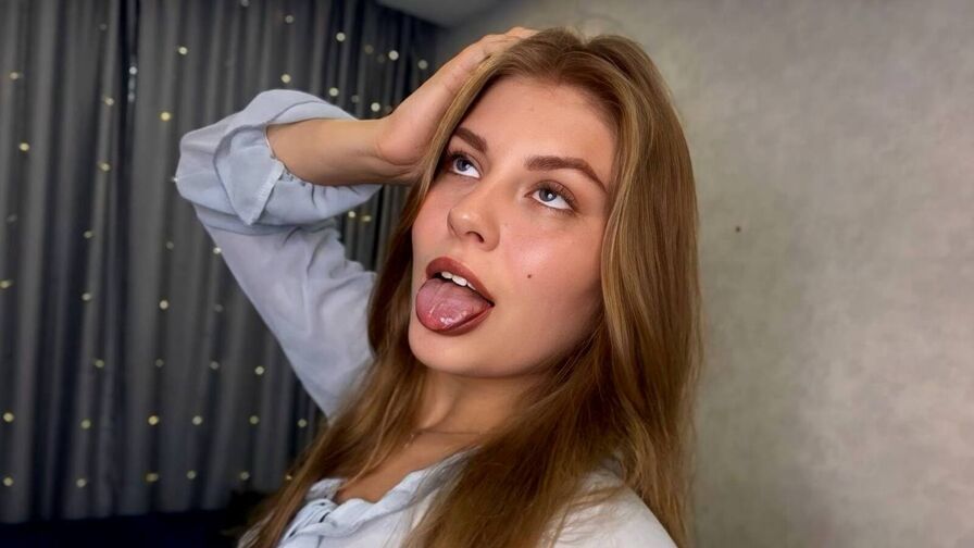 Watch MilaOlivers live on Sex Girls Blend