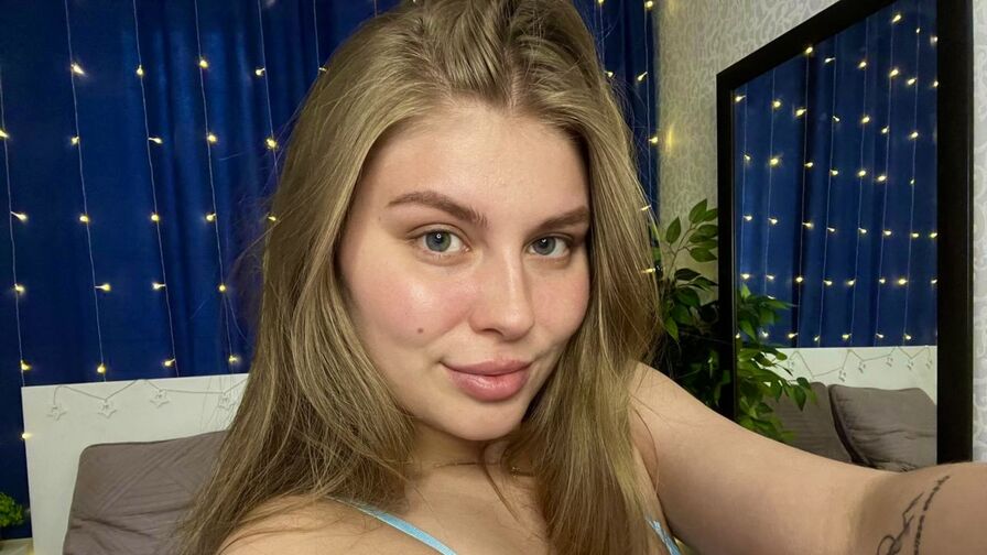 Free Naked MilaOlivers
