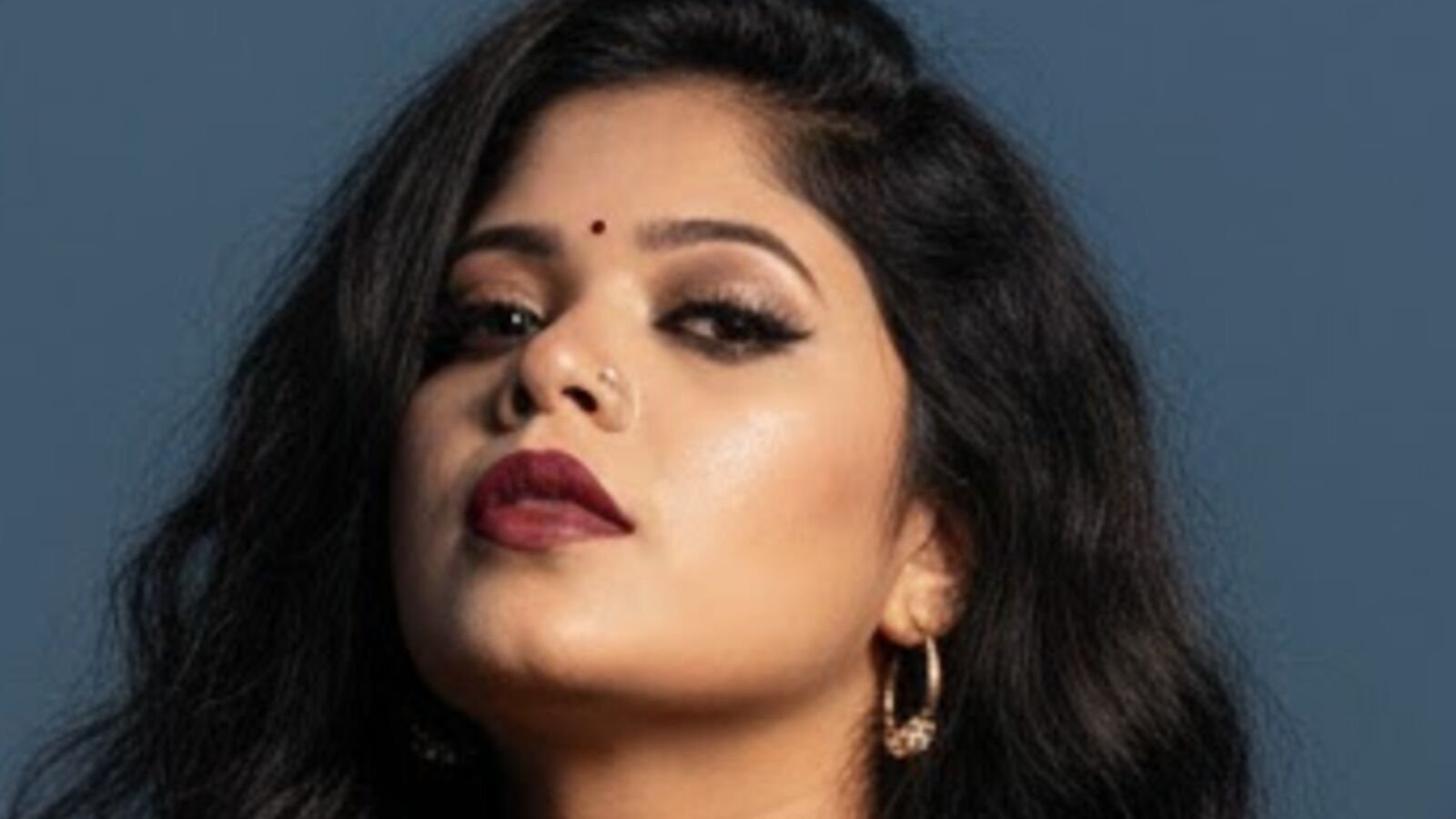 AparaLuxe erotic portrait
