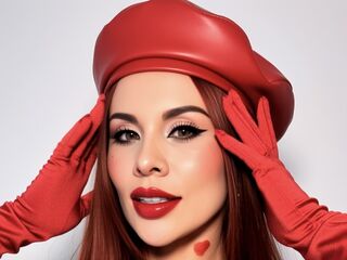 MiaPastory is a webcam model, age 31