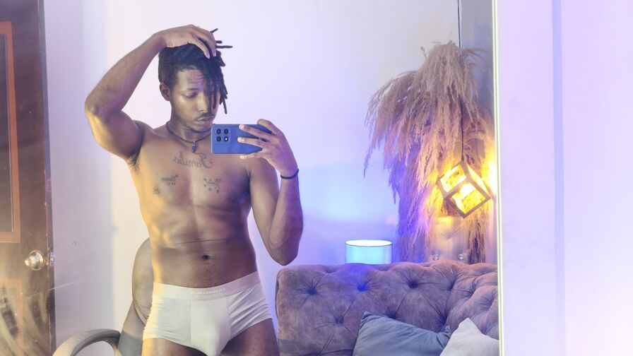 Live Porn Chat with StevensEastwood