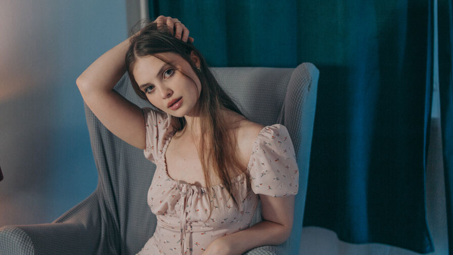 TessaMeadows's Sex ChatRoom