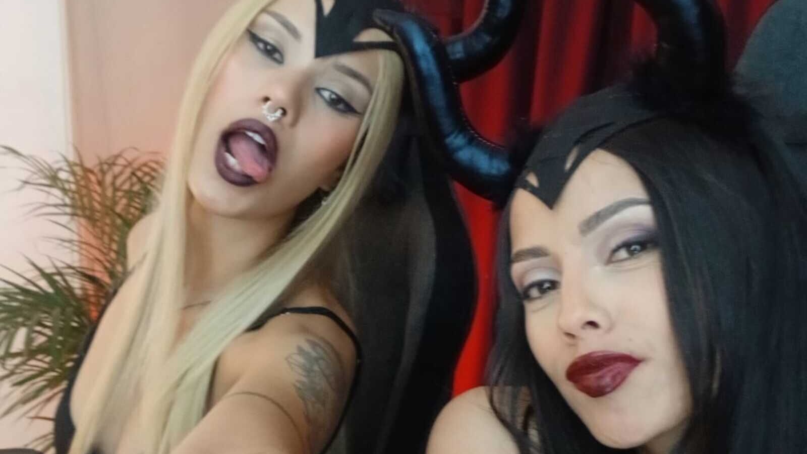 AgataAndEliisa erotic portrait
