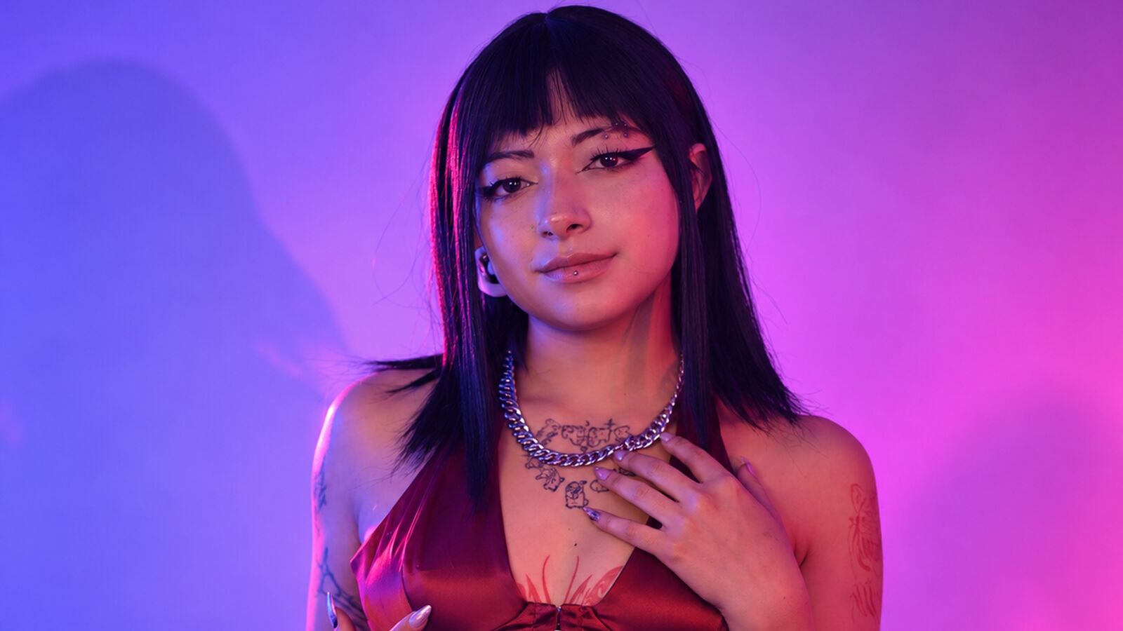 DarlaKing erotic portrait