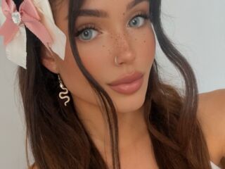 BellaSophiaSky live nude sexxx