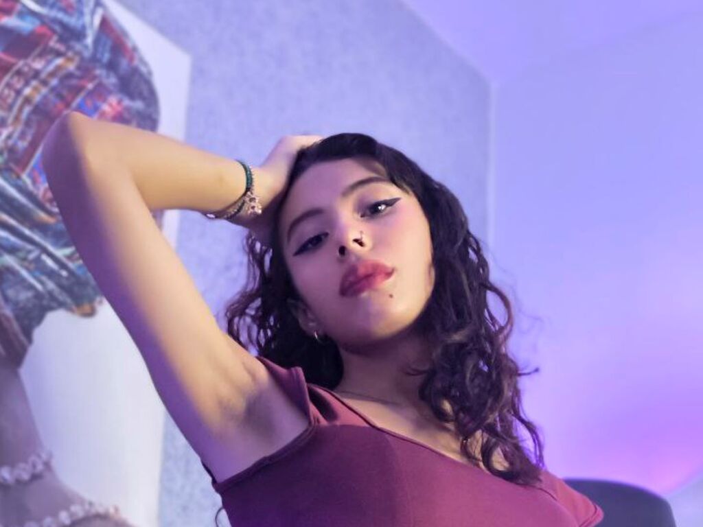 CloeeMcdonal's live cam