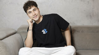BidieWhite related LiveJasmin cam profile