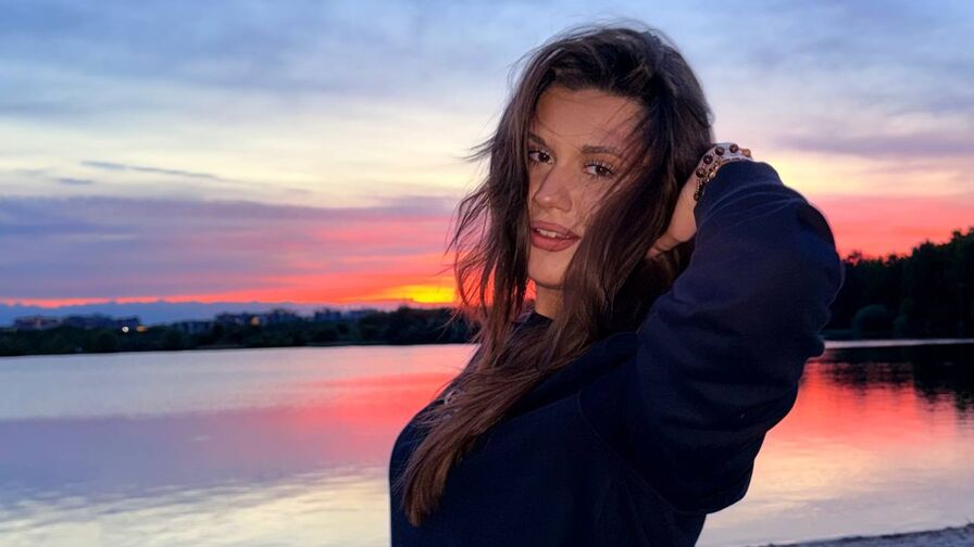 Live Sex Chat with CarlyFelde