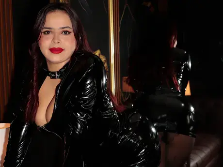 Chat with AlanaRosi