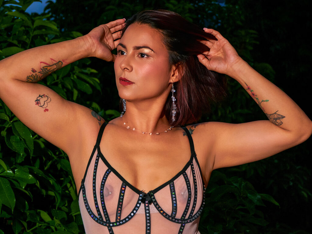 ElhaRoberts Profile Image