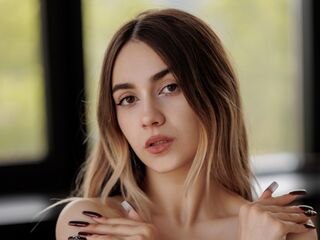 SlaviaSun Live Cam Model