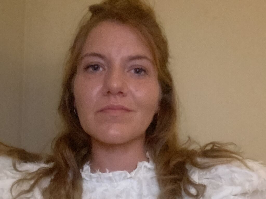 ClaudianneMax Profile Image ClaudianneMax Profile Image