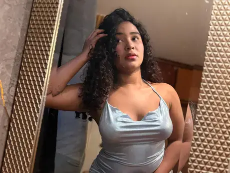 Chat with AnnyRestrepo