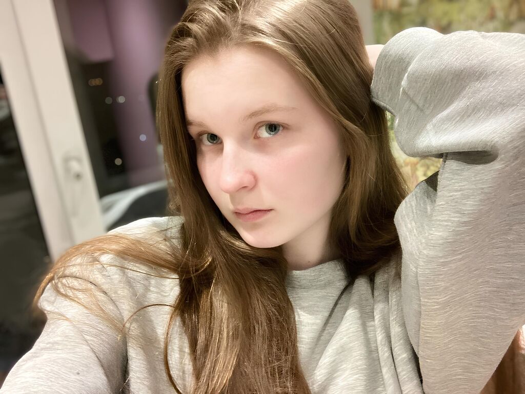 PearleDaughdrill free chat webcam girl