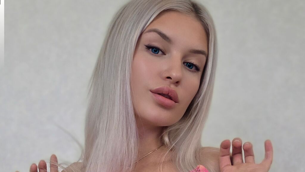 AlessaCutie cover