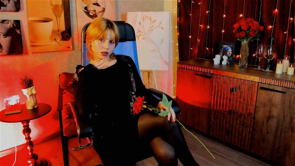 VivienneHebert cover