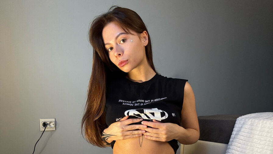Watch MayaAven live on shemalefreeporn.net