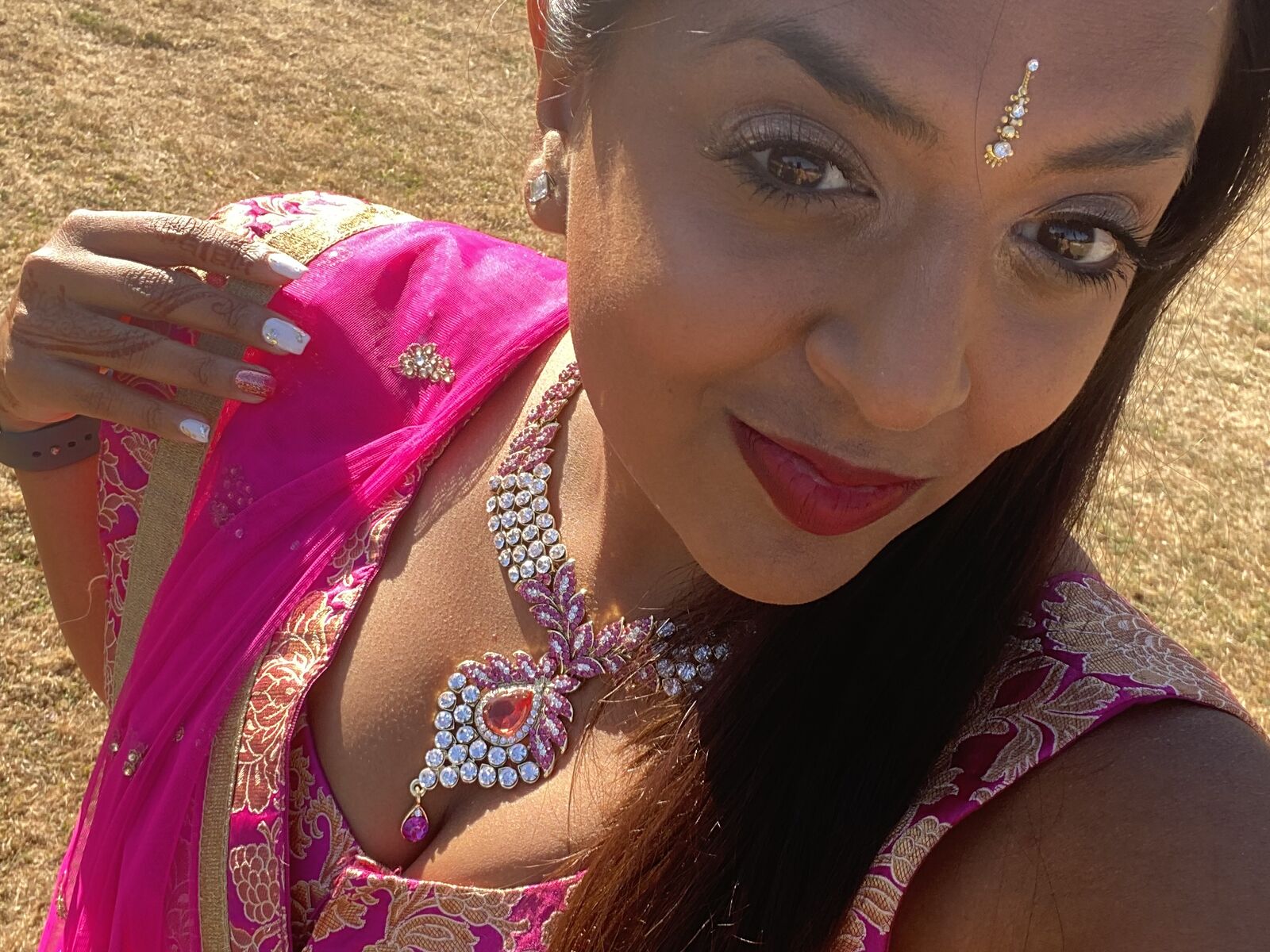 Live cam for ShivaniJohal