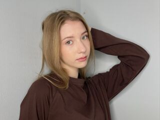 cam random chat JulianaDarter