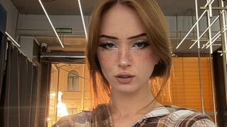 Free Nude JenniferWiliams