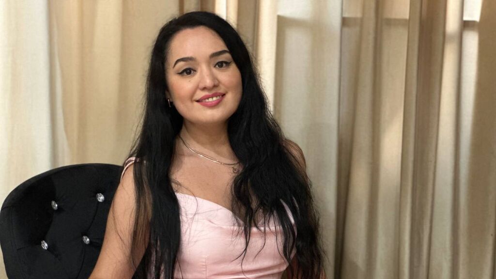 AskaTantra online on GirlsOfJasmin