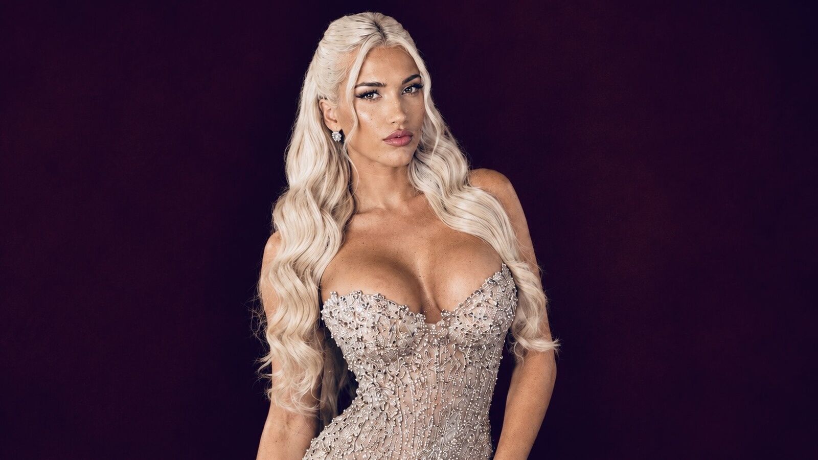 ElsaPressley erotic portrait