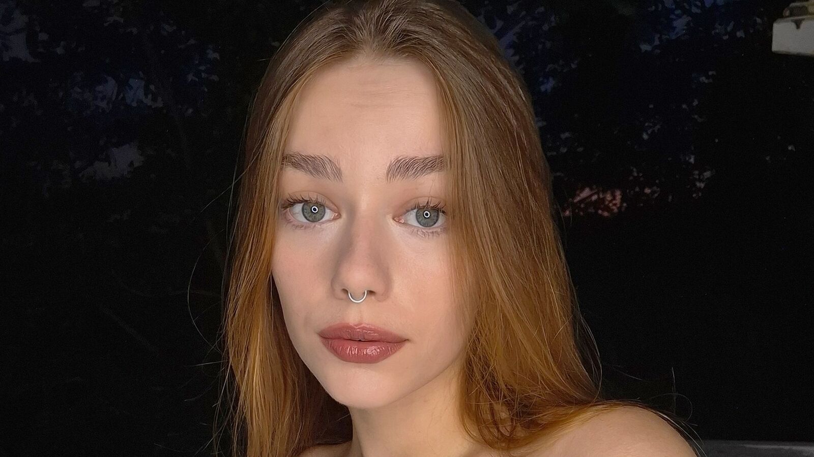 EmilliaFox glamour portrait