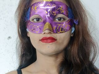 Webcam model GauriKhan from Web Night Cam