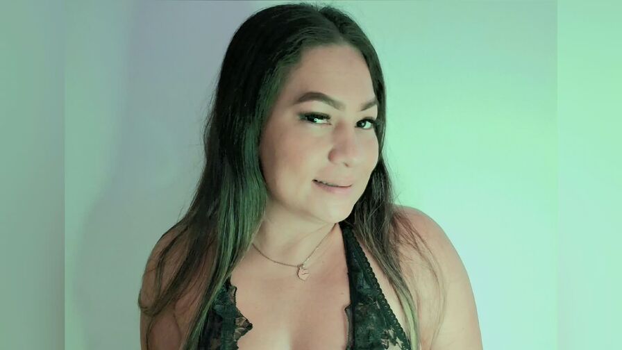 Watch ElifMillers live on shemalefreeporn.net
