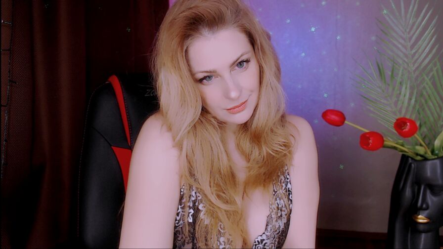 EleonoresNoor's live cam