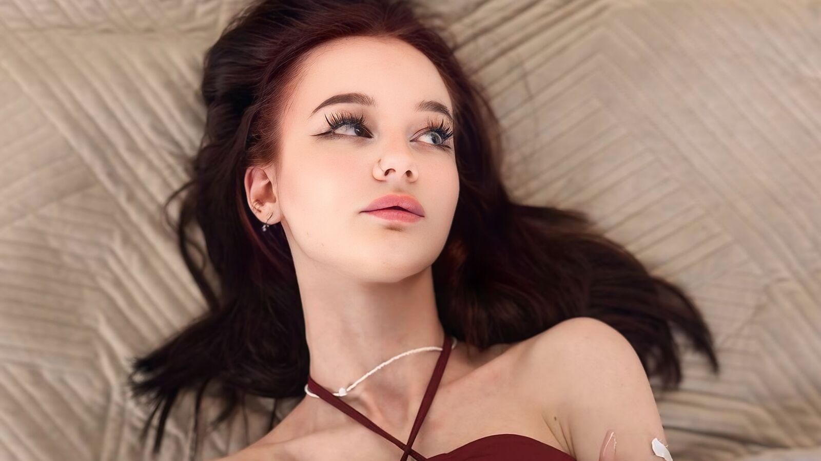 AriaVelua erotic portrait