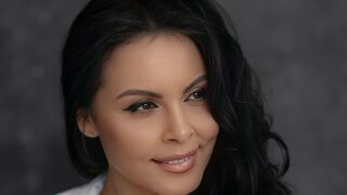 Free Nude AngelinaKunis