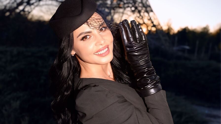 AngelinaKunis's live cam