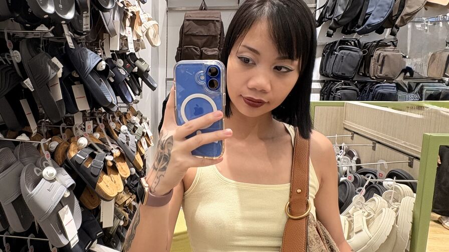VIP Live Sex Chat with RheaRose