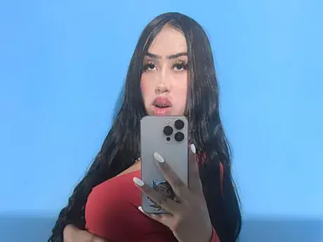 Chat with ChelseaLeroy
