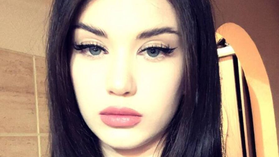 Watch MonaCarterr live on Sex Girls Blend