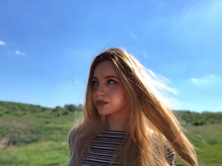 xxx chat AnneSinclair
