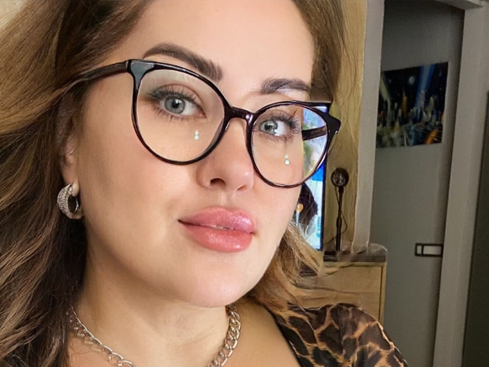 Live cam for KassandraShine