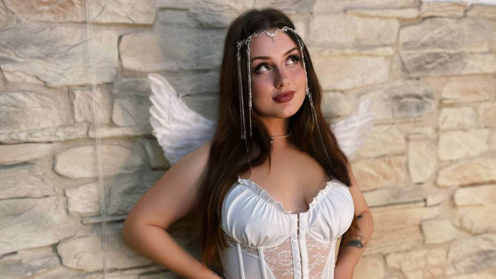 KendraParlow erotic portrait