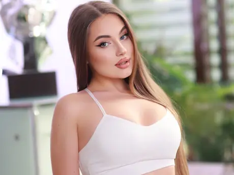 Chat with BeckySummer