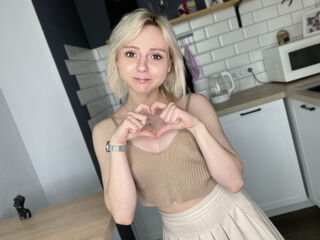 xxx cam chat KattyAustin