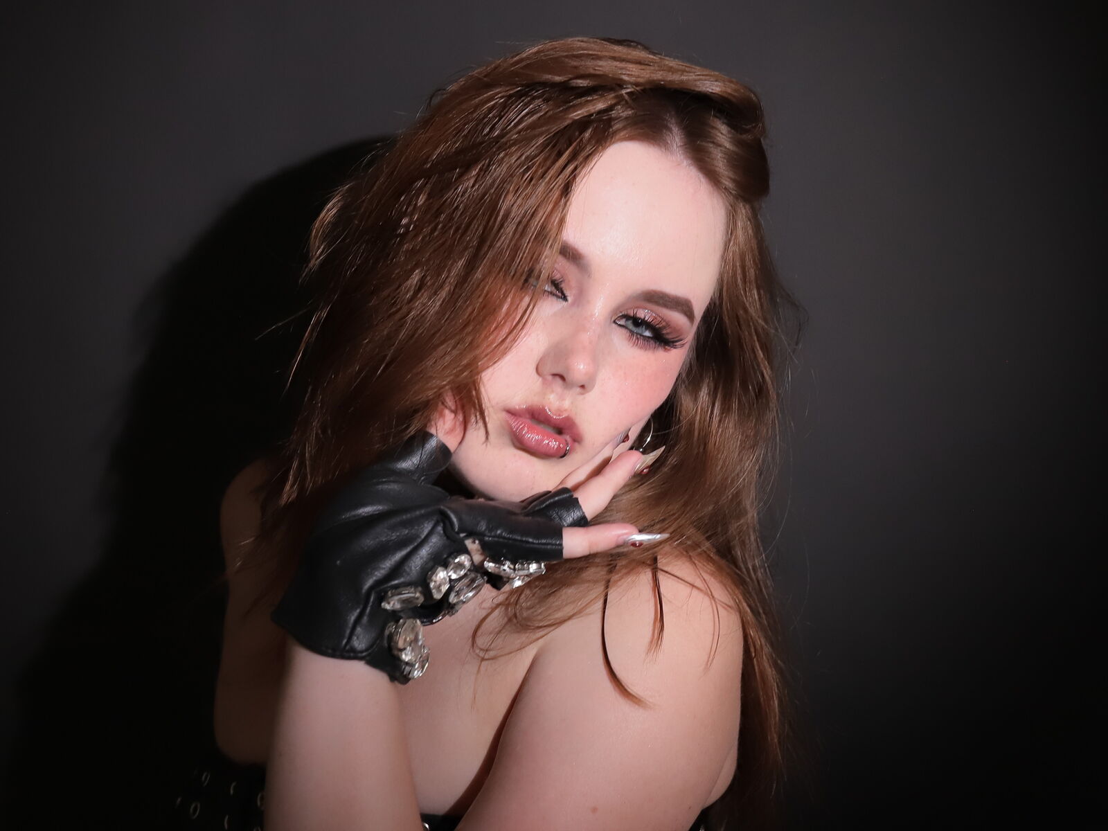 Live cam for DanaFenix