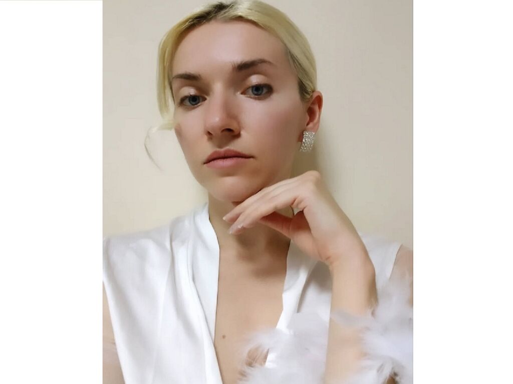 LuciaMartorell LiveJasmin Cam2Cam profile photo