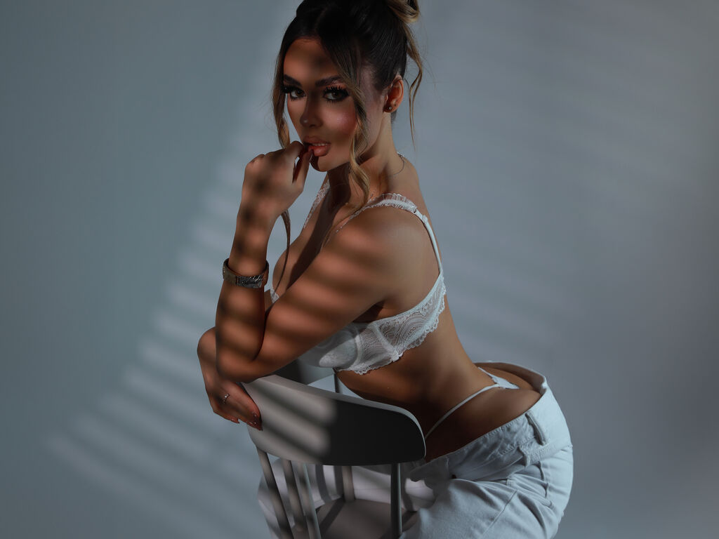 AyannaNur Photo