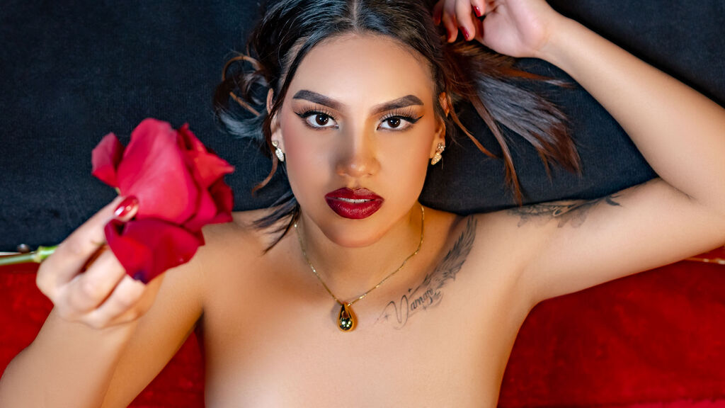 LauGomez Live Webcam on LiveJasmin