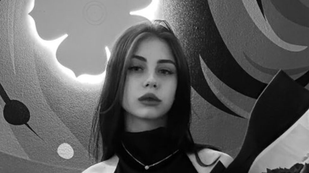  online at GirlsOfJasmin